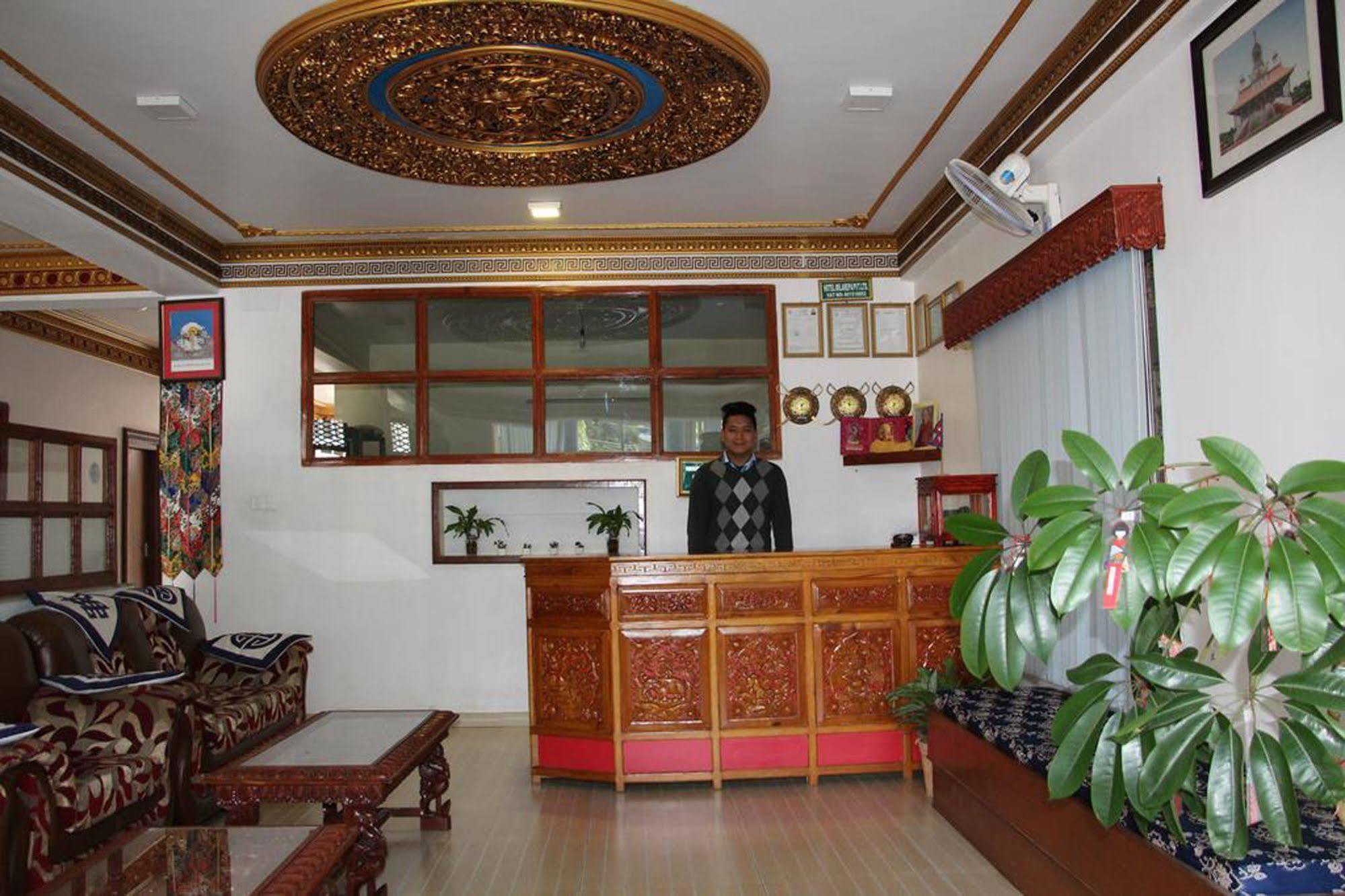 Hotel Milarepa Pvt Ltd Pokhara Exterior foto